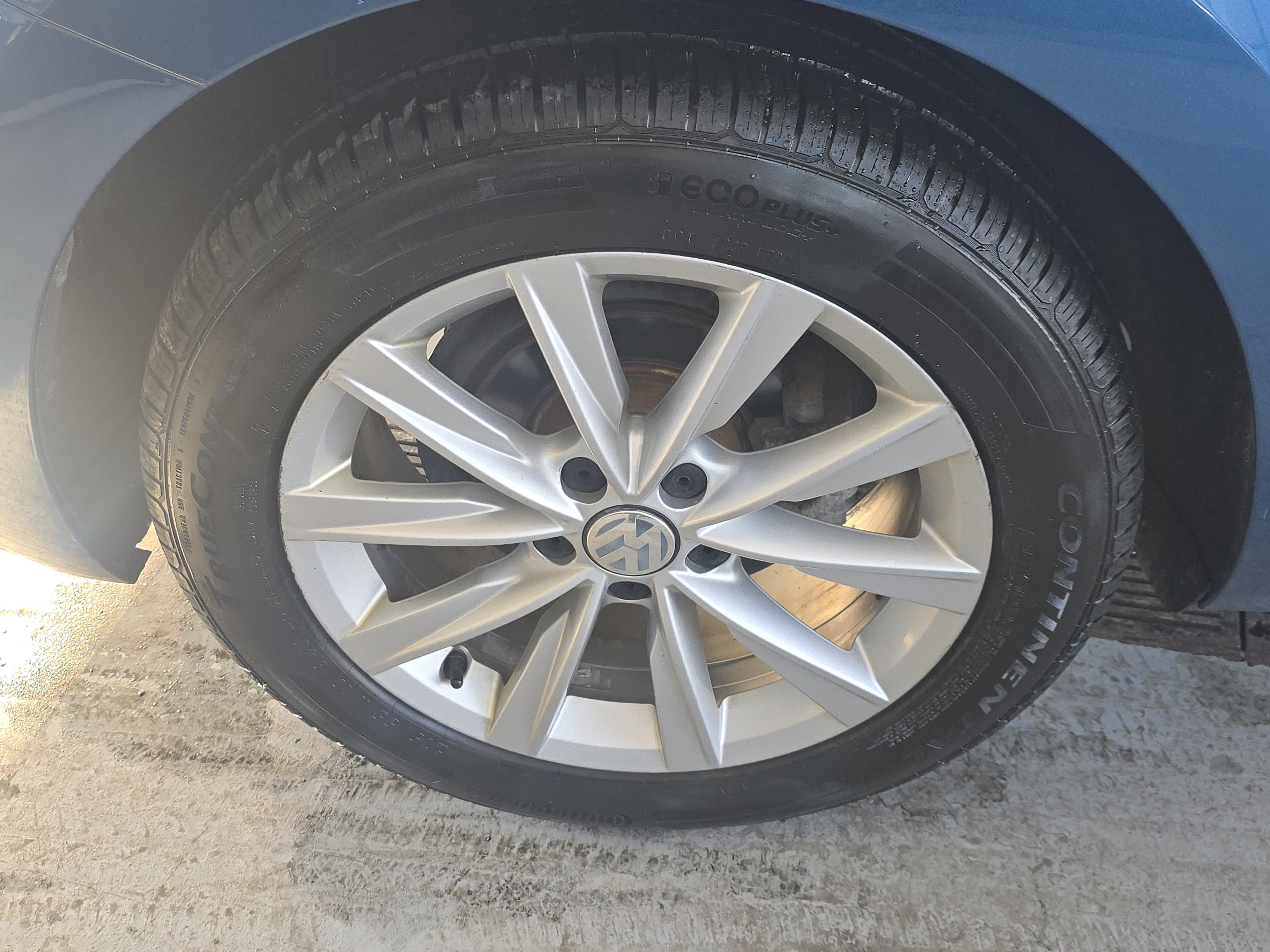 Used 2019 Volkswagen Beetle 2.0T SE image 11