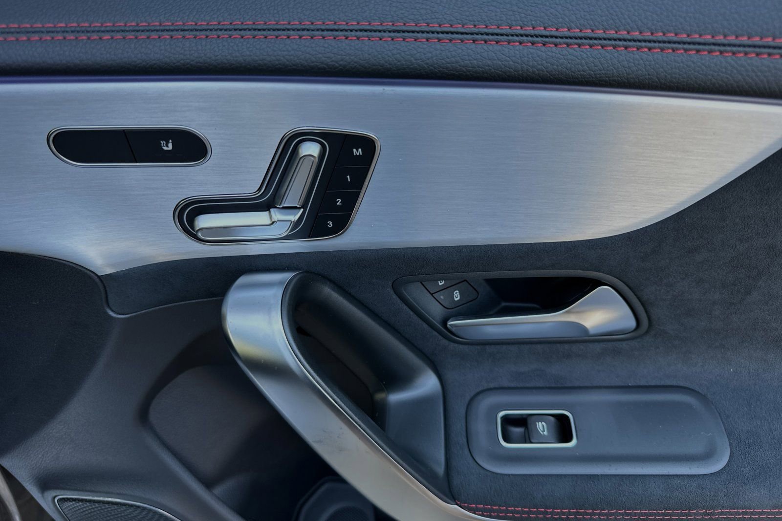 New 2025 Mercedes-Benz CLA 35 AMG 4MATIC image 20
