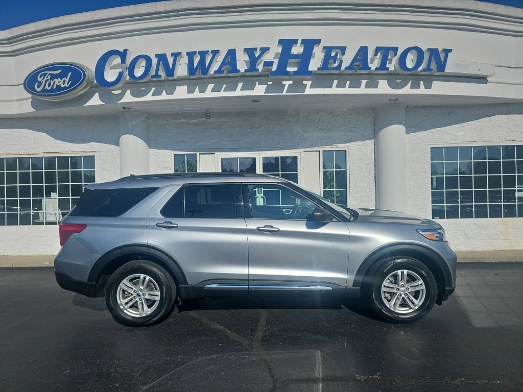Used 2024 Ford Explorer XLT w/ Equipment Group 202A