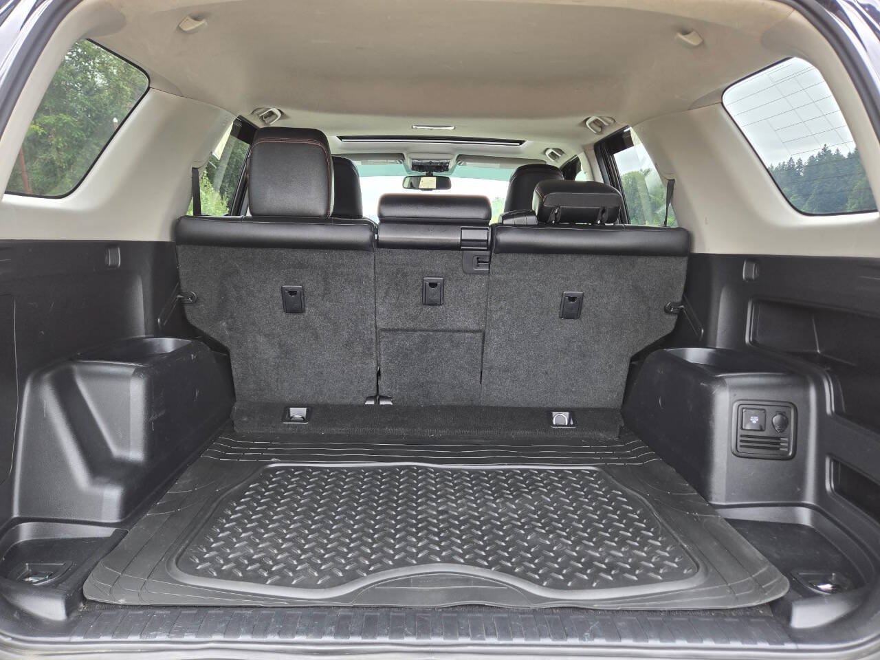 Used 2015 Toyota 4Runner Trail Premium AWD/4WD image 30