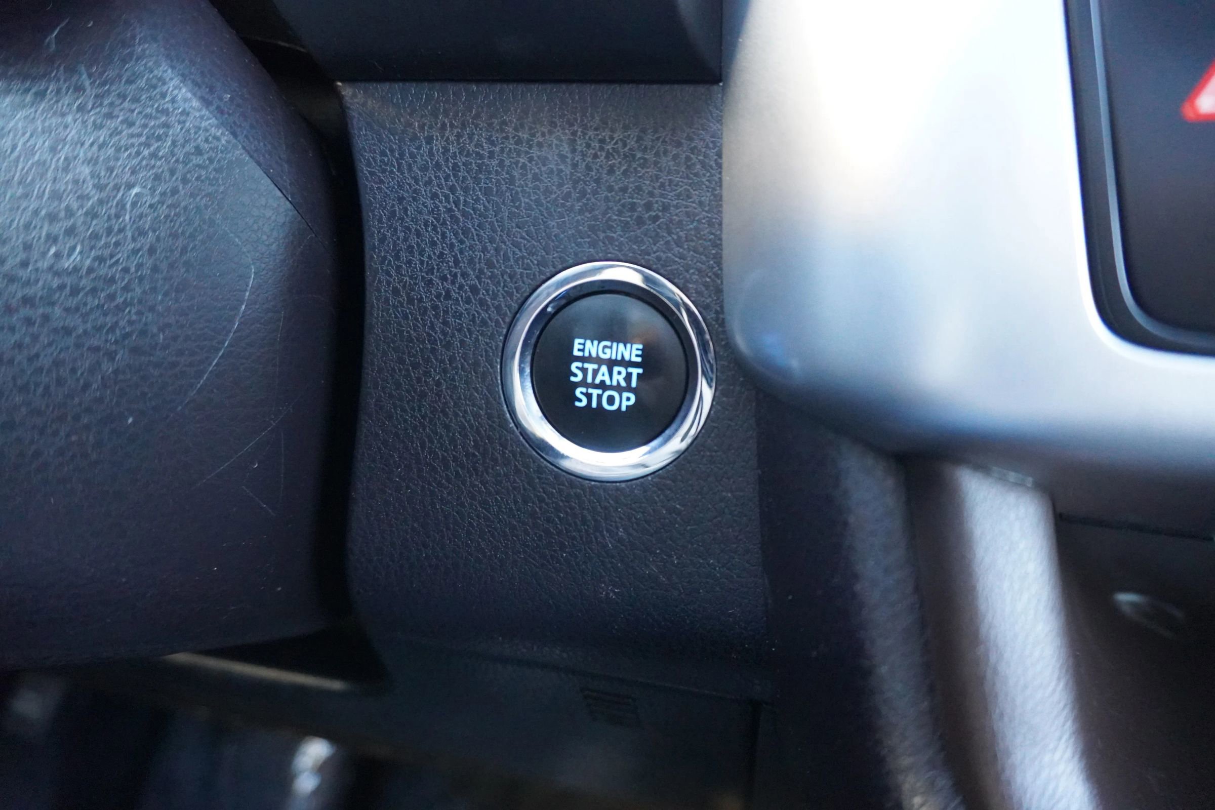 Used 2015 Toyota Highlander XLE image 24