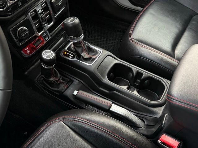 Used 2021 Jeep Wrangler Unlimited Rubicon w/ Dual Top Group image 25