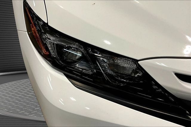 Used 2023 Toyota Camry SE FWD image 31