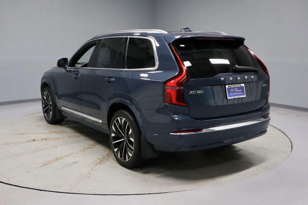 Used 2025 Volvo XC90 B5 Plus w/ Protection Package AWD/4WD image 9