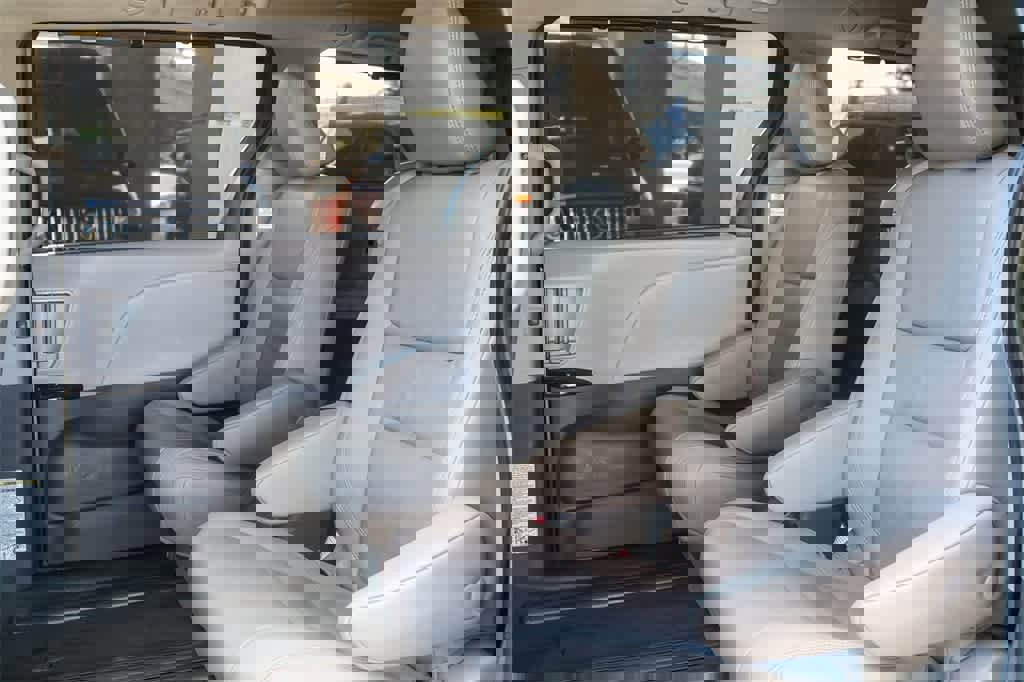 Used 2020 Toyota Sienna XLE Premium image 19