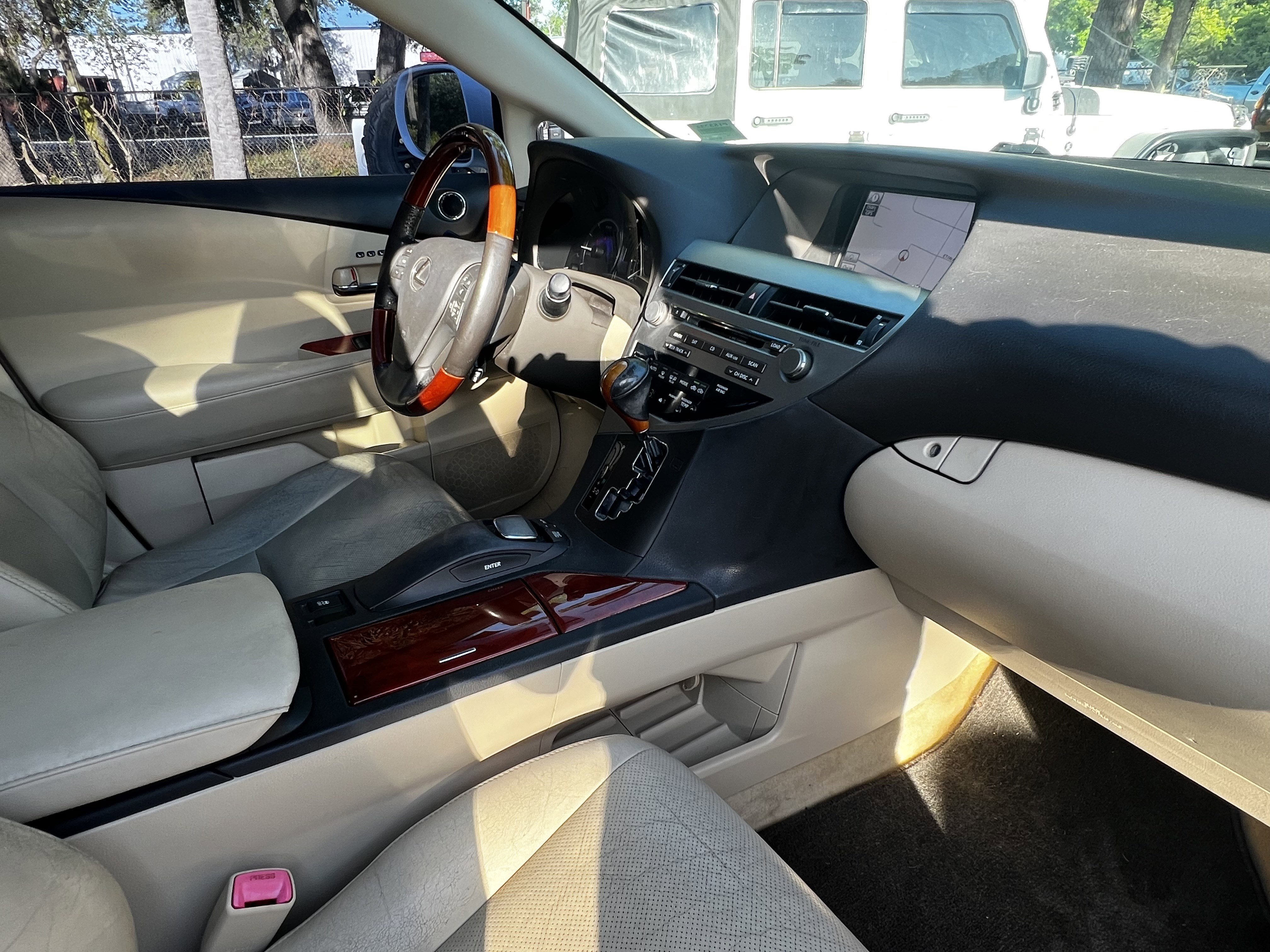 Used 2011 Lexus RX 450h AWD w/ Premium Pkg image 48