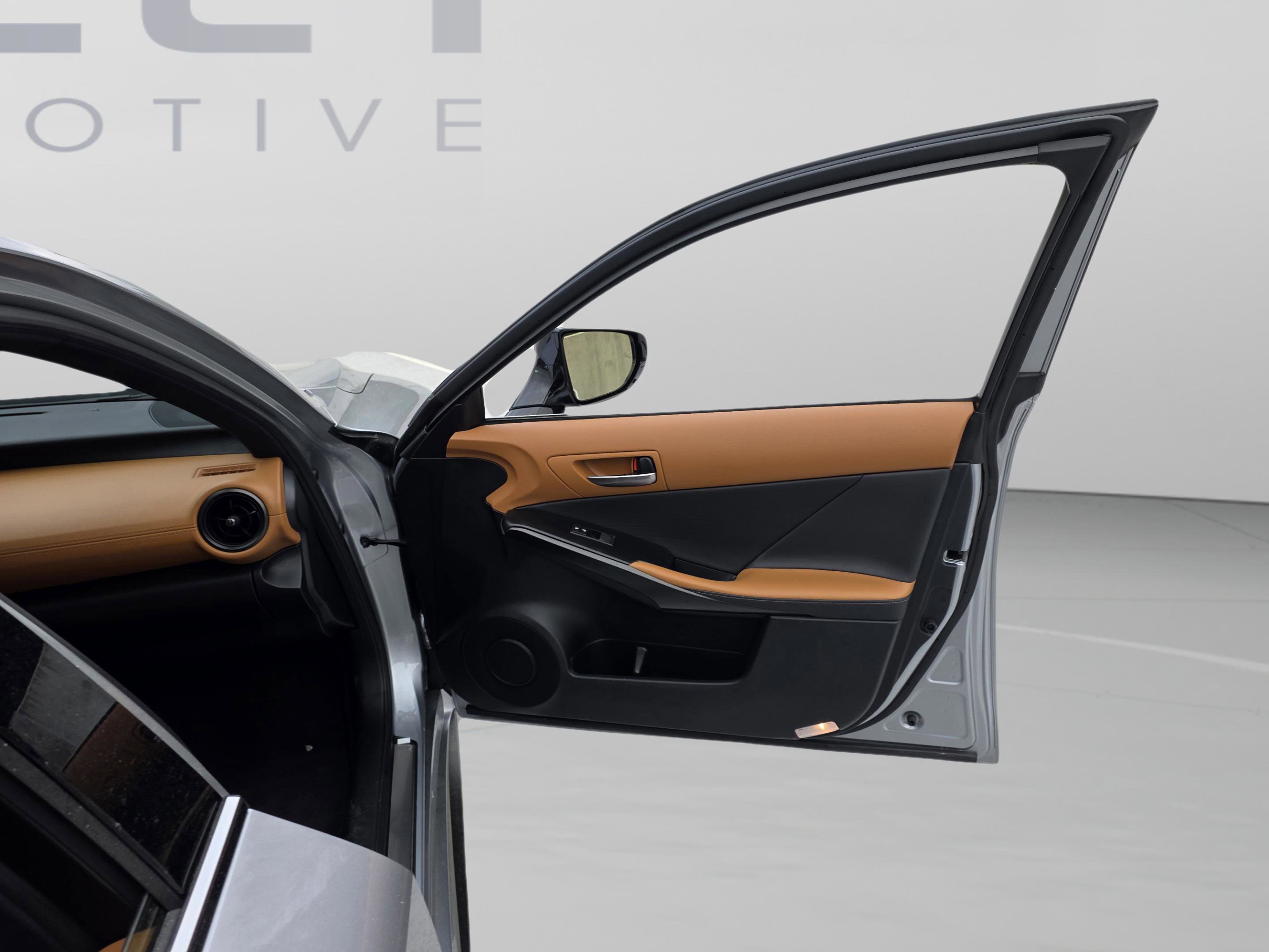 Used 2024 Lexus IS 300 w/ Premium Package image 14