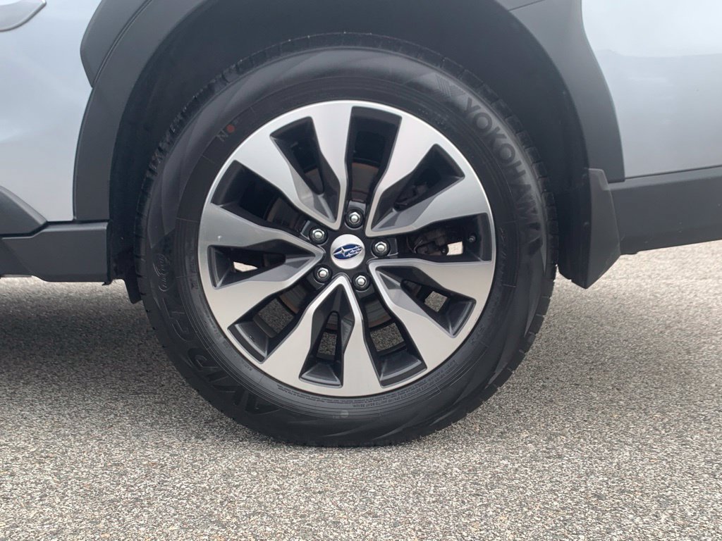 Used 2024 Subaru Outback Limited AWD/4WD image 29