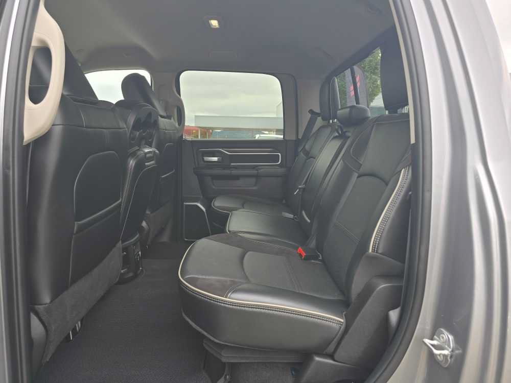 Used 2024 RAM 2500 Laramie w/ Safety Group AWD/4WD image 17