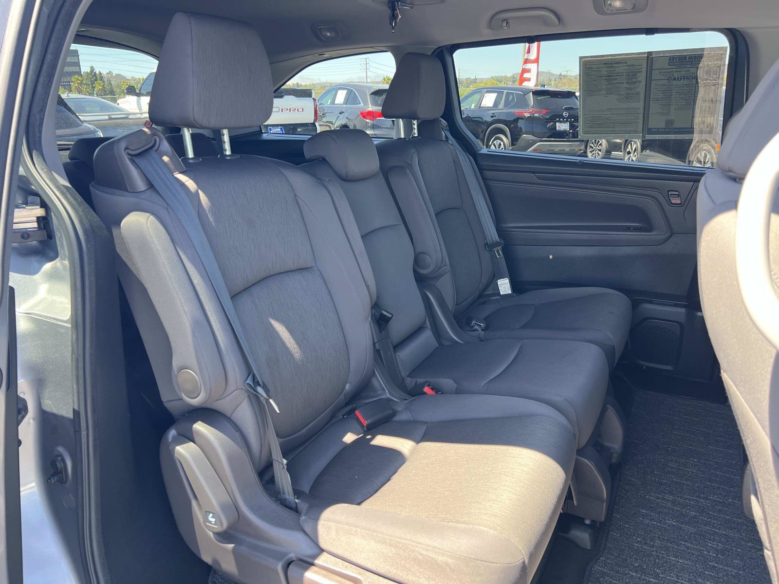 Used 2023 Honda Odyssey EX image 31