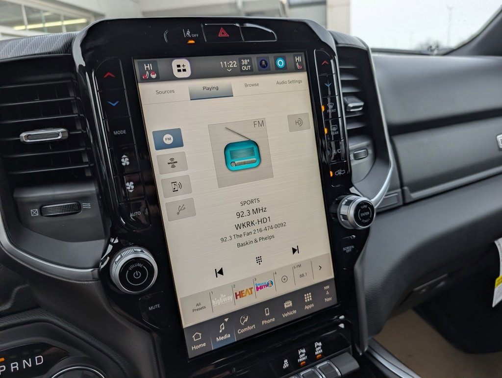 New 2026 RAM 1500 4x4 Crew Cab image 24