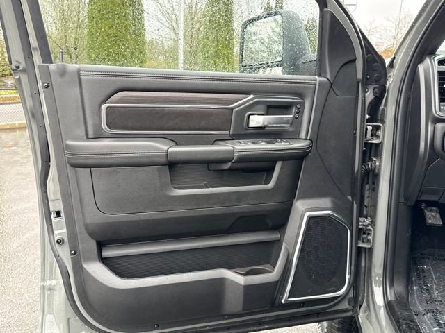 New 2026 RAM 2500 Laramie w/ Night Edition AWD/4WD image 16
