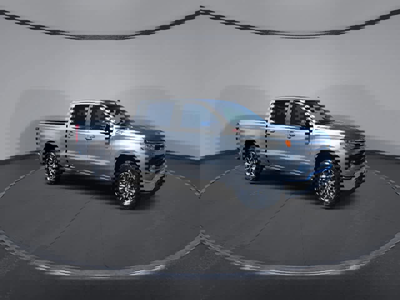Used 2025 Chevrolet Silverado 1500 LT w/ Z71 Off-Road Package image 3