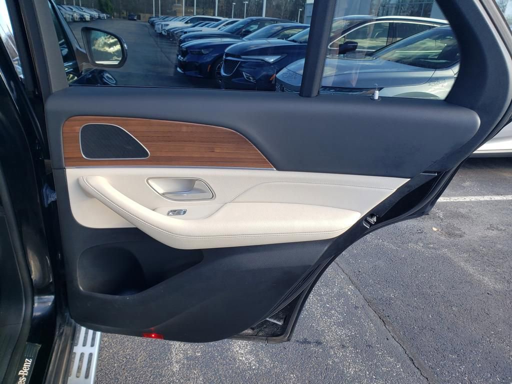 Used 2023 Mercedes-Benz GLE 350 4MATIC image 16
