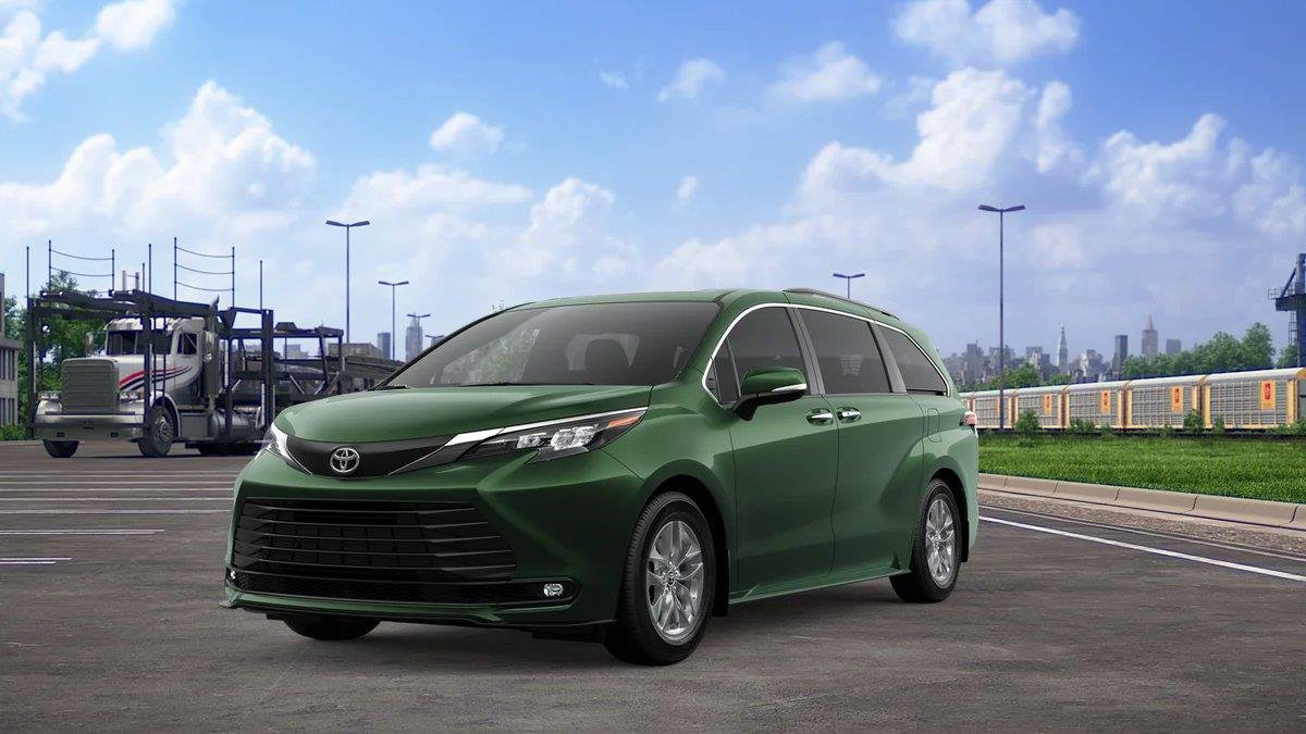 New 2026 Toyota Sienna XLE