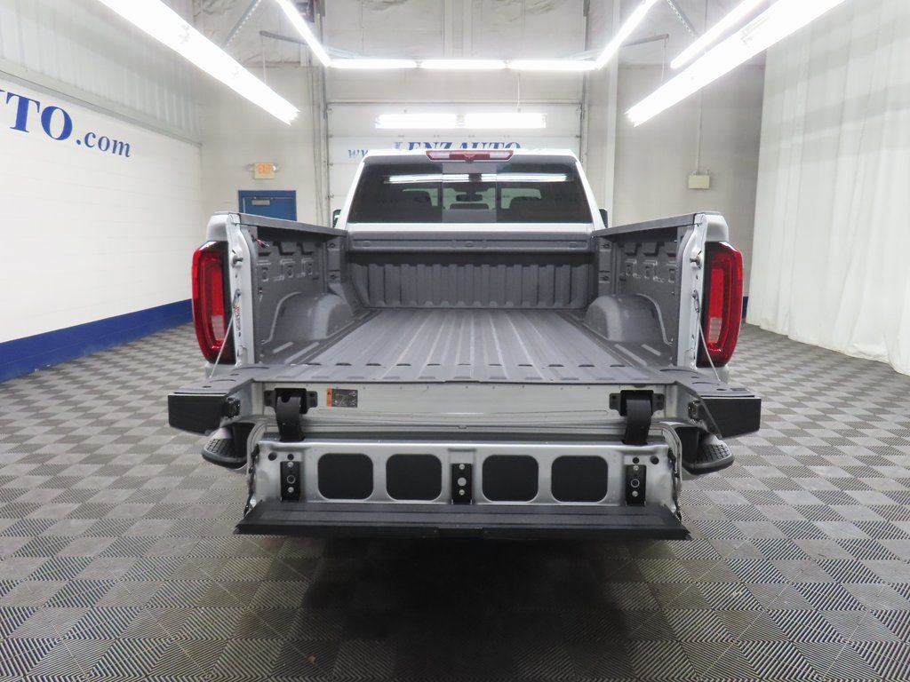 Used 2022 GMC Sierra 2500 SLT w/ SLT Convenience Package image 32