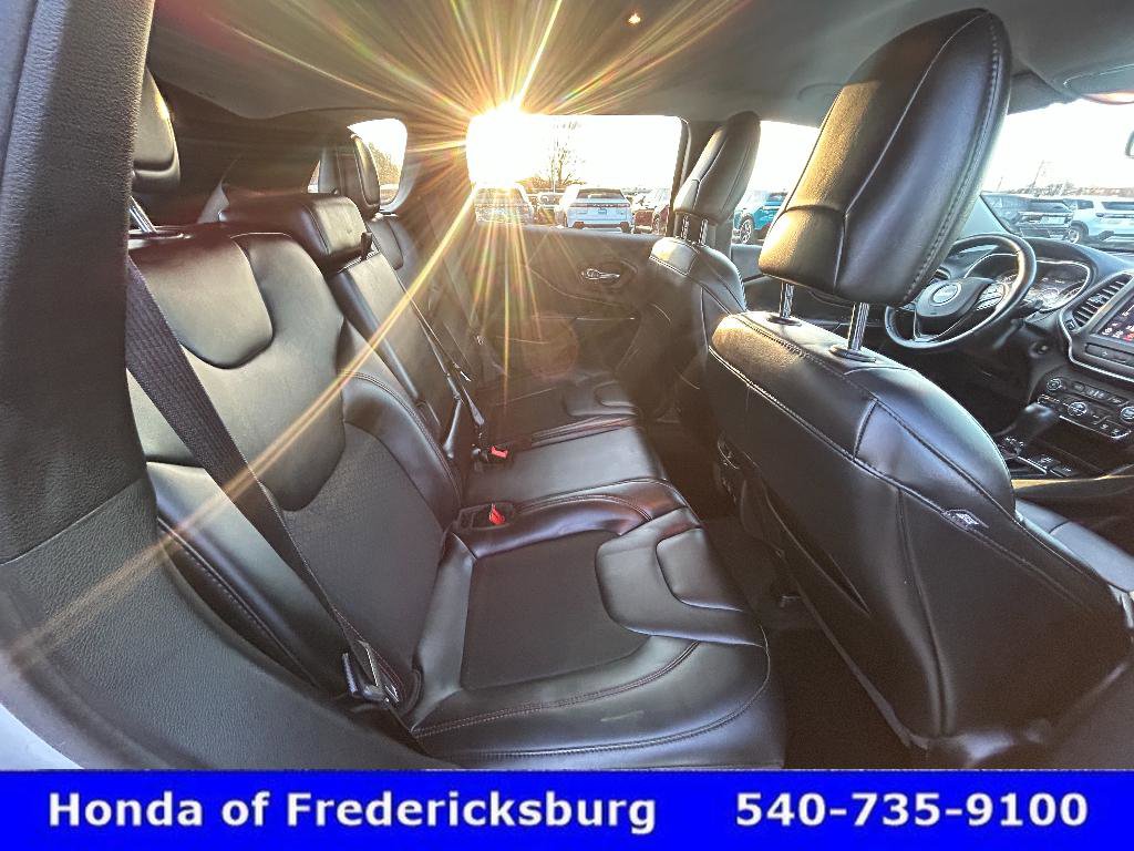 Used 2021 Jeep Cherokee Trailhawk image 29