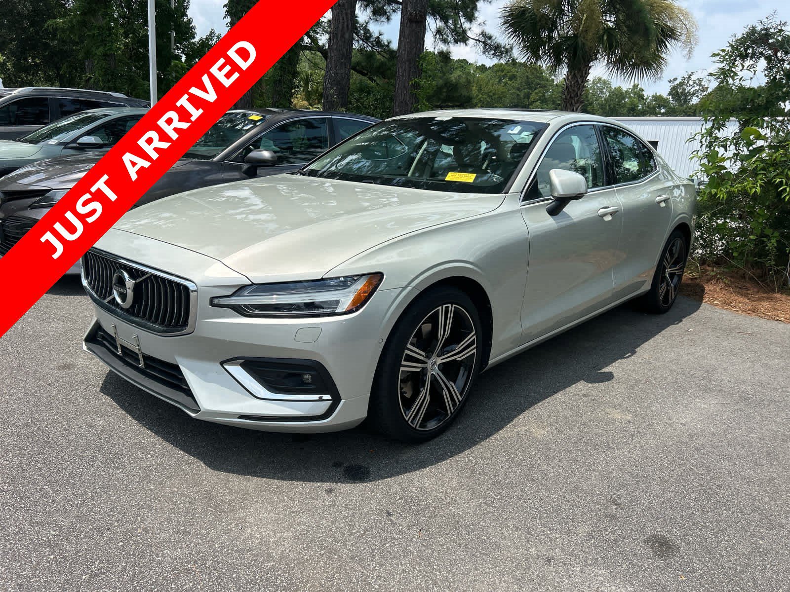 Used 2022 Volvo S60 B5 Inscription w/ Advanced Package