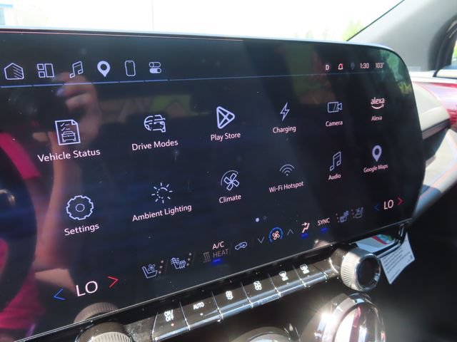 Certified 2025 Chevrolet Blazer EV RS AWD/4WD image 21