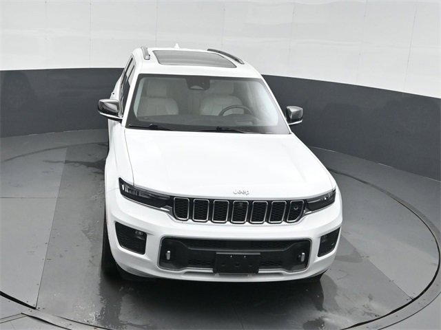 Used 2022 Jeep Grand Cherokee L Overland w/ Advanced Protech Group III image 38