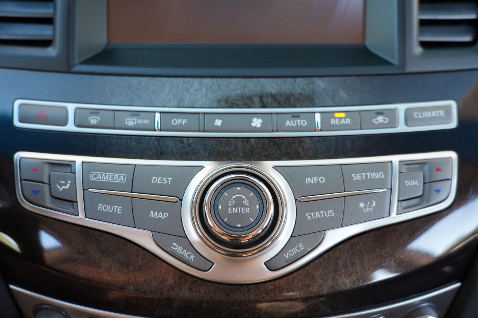 Used 2015 INFINITI QX60 FWD w/ Premium Plus Package image 30