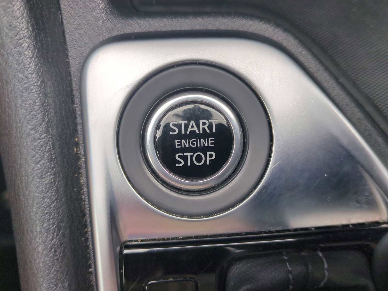 Used 2024 Nissan Sentra SV image 16