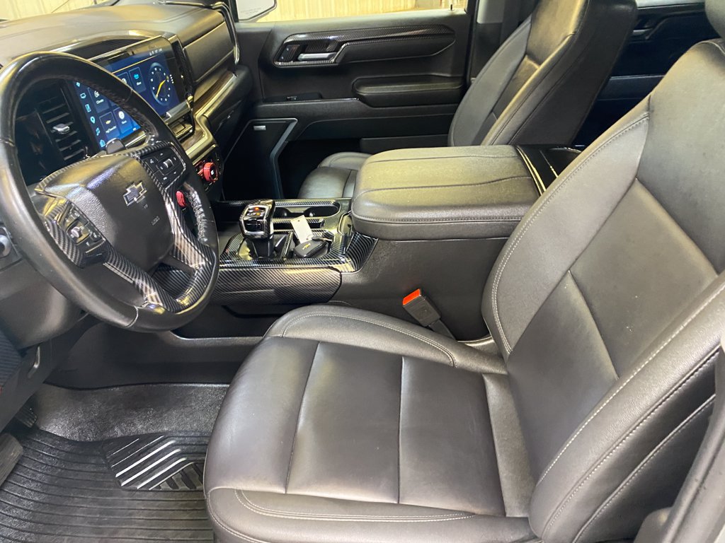 Used 2025 Chevrolet Silverado 1500 RST w/ Convenience Package II AWD/4WD image 22
