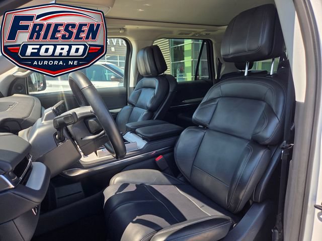Used 2025 Lincoln Navigator L Reserve AWD/4WD image 15