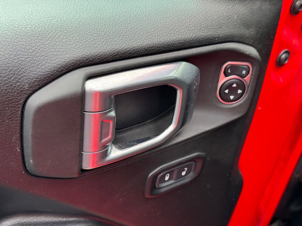 Used 2023 Jeep Wrangler Unlimited image 12