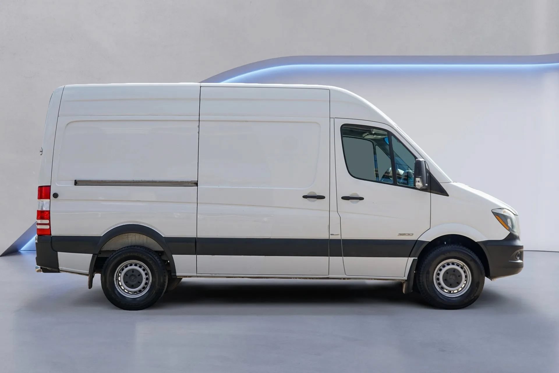 Used 2016 Mercedes-Benz Sprinter 2500 image 8
