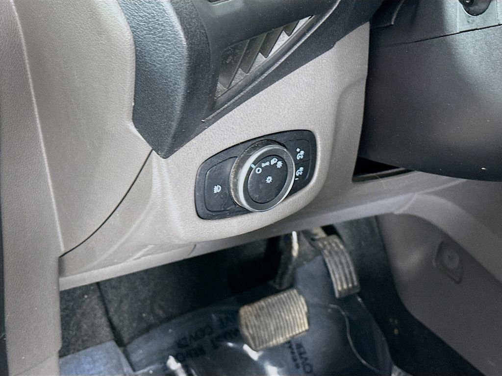 Used 2019 Ford Transit Connect XLT FWD image 15