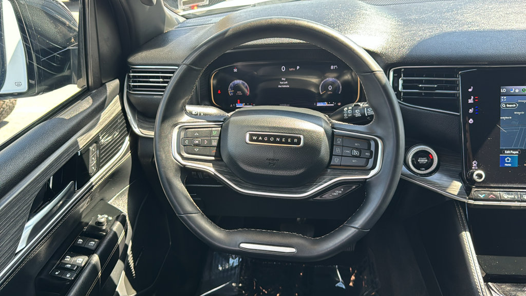 Used 2024 Jeep Wagoneer L Series II RWD image 28