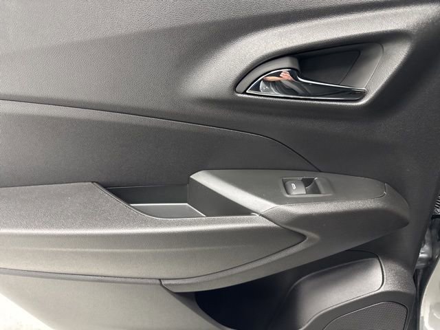 New 2026 Chevrolet Trax RS w/ Driver Confidence Package image 23