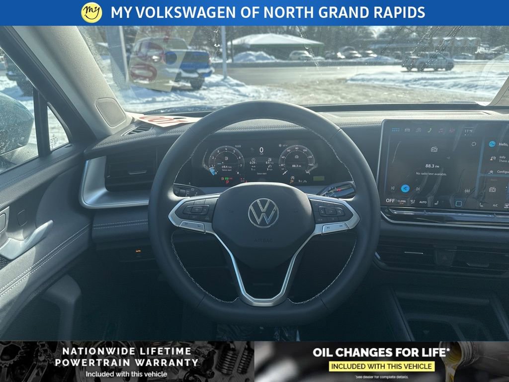 New 2026 Volkswagen Tiguan SE image 16