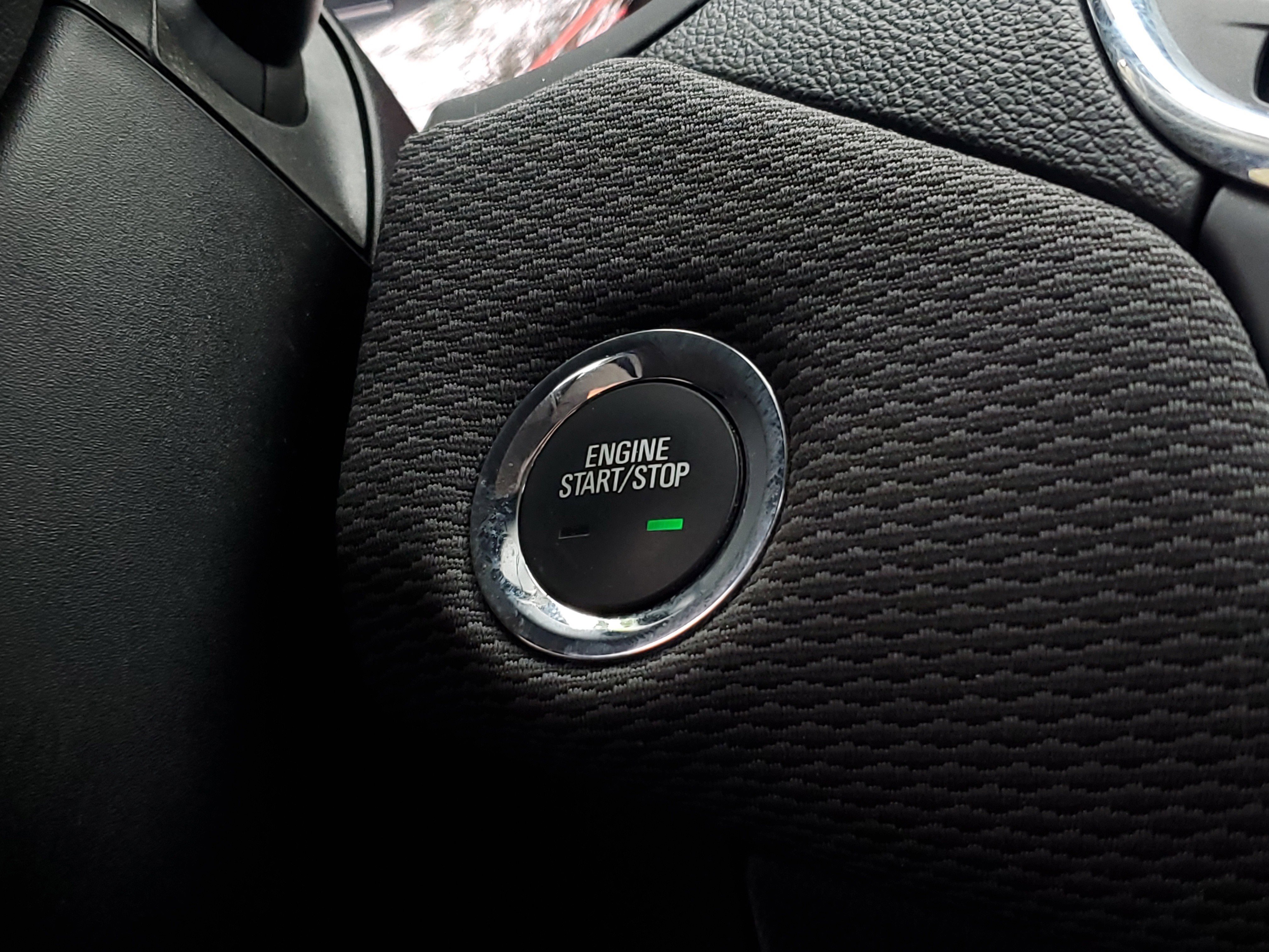 Used 2017 Chevrolet Cruze LT w/ Convenience Package image 14