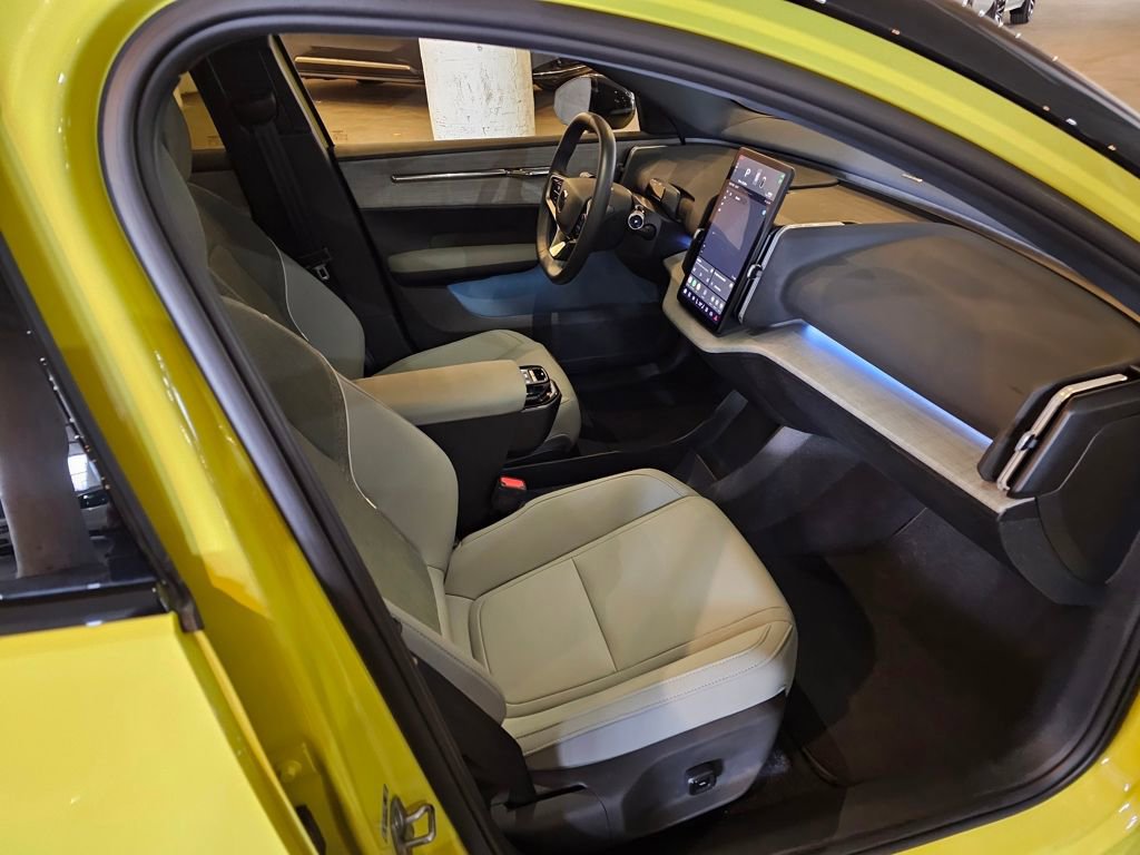 Certified 2025 Volvo EX30 Ultra image 12