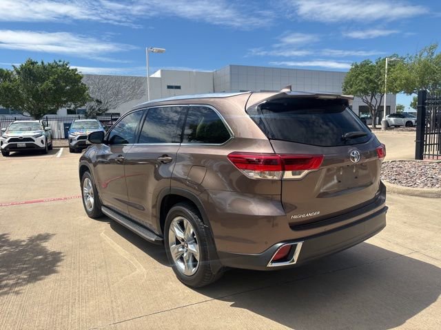 Used 2019 Toyota Highlander Limited image 7