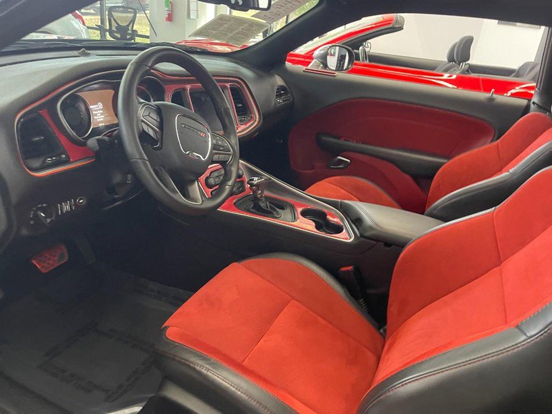 Used 2019 Dodge Challenger R/T w/ Plus Package image 17