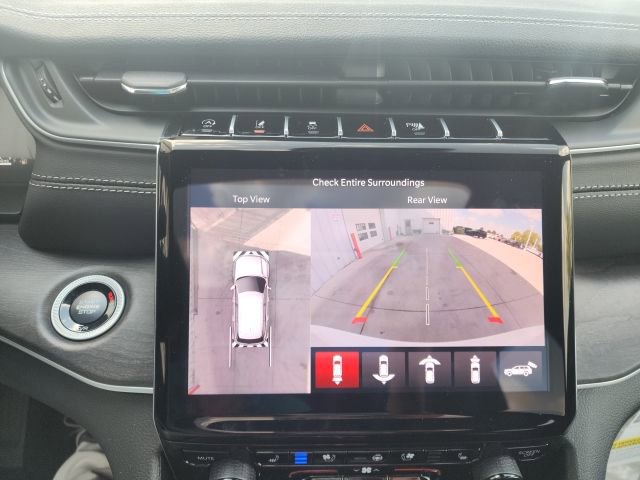 New 2025 Jeep Grand Cherokee Limited w/ Luxury Tech Group II image 5