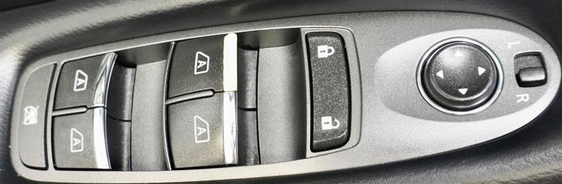 Used 2017 INFINITI Q50 Signature Edition w/ All Weather Package (L93) image 37