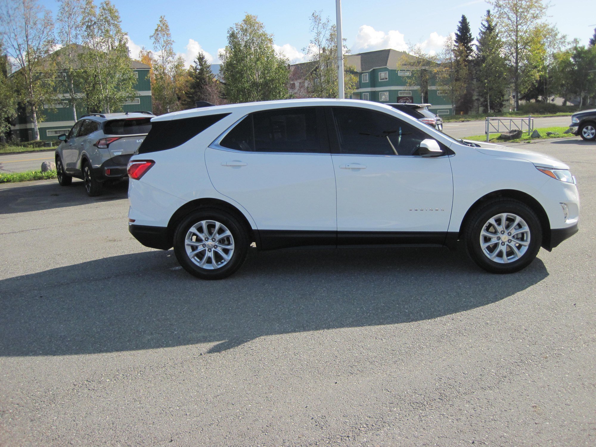 Used 2021 Chevrolet Equinox LT AWD/4WD image 4