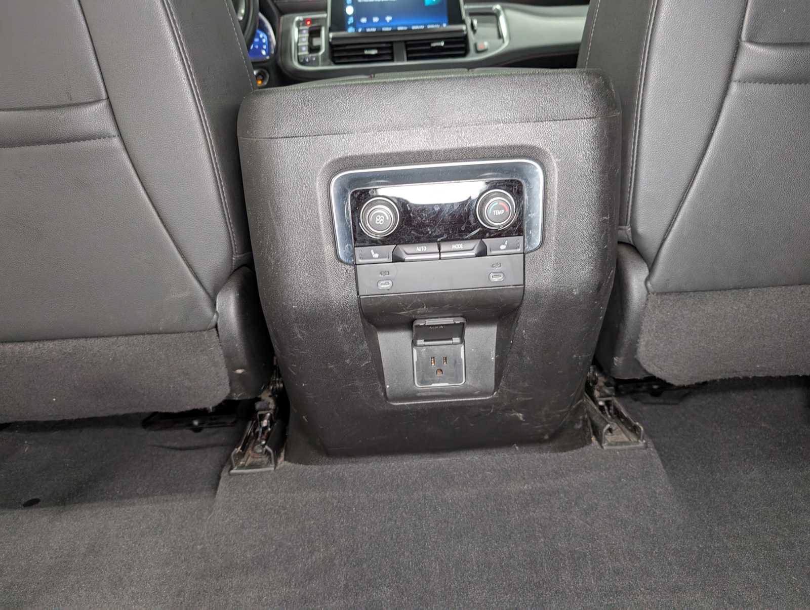 Used 2022 Chevrolet Tahoe RST w/ Luxury Package image 23