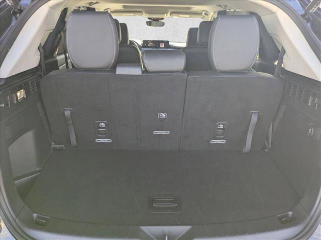 Used 2025 MAZDA CX-90 3.3 Turbo w/ Preferred Package image 18