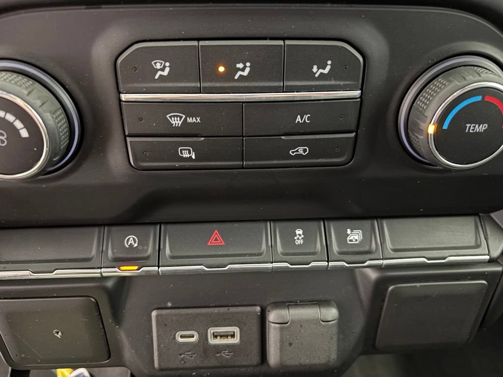 Used 2020 Chevrolet Silverado 1500 LT w/ Trailering Package AWD/4WD image 11