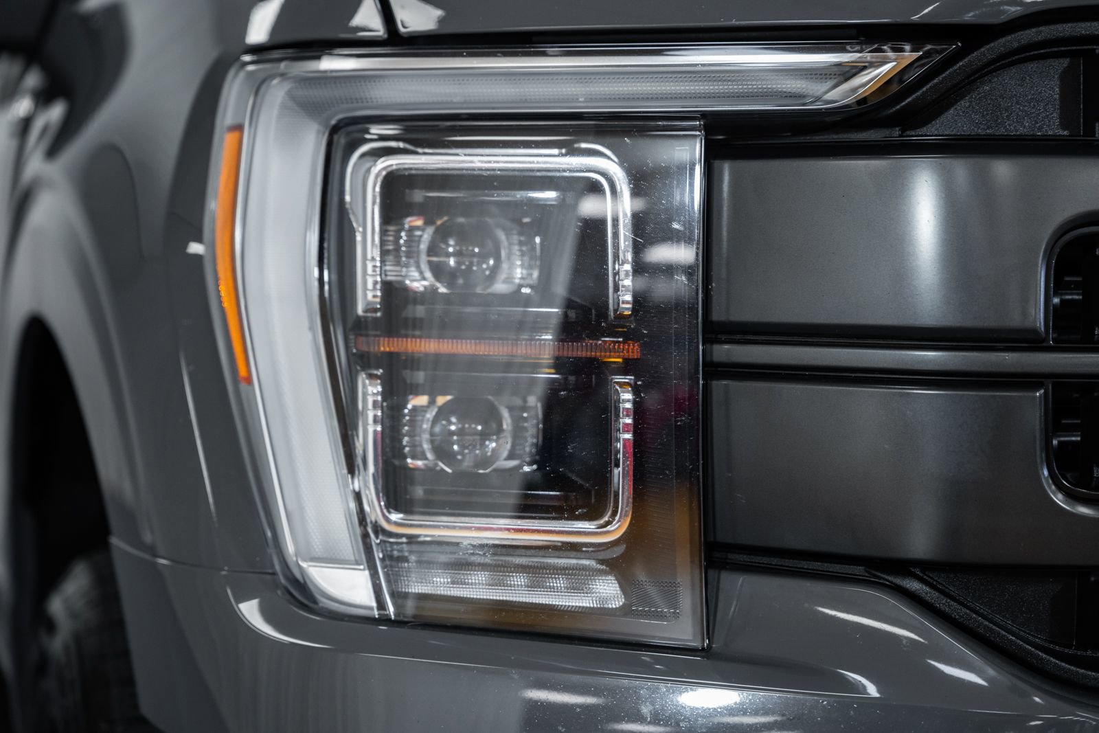 Used 2021 Ford F150 Lariat w/ Equipment Group 502A High AWD/4WD image 11