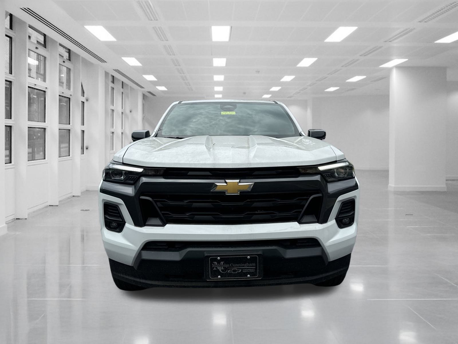 New 2024 Chevrolet Colorado LT w/ LT Convenience Package III image 2