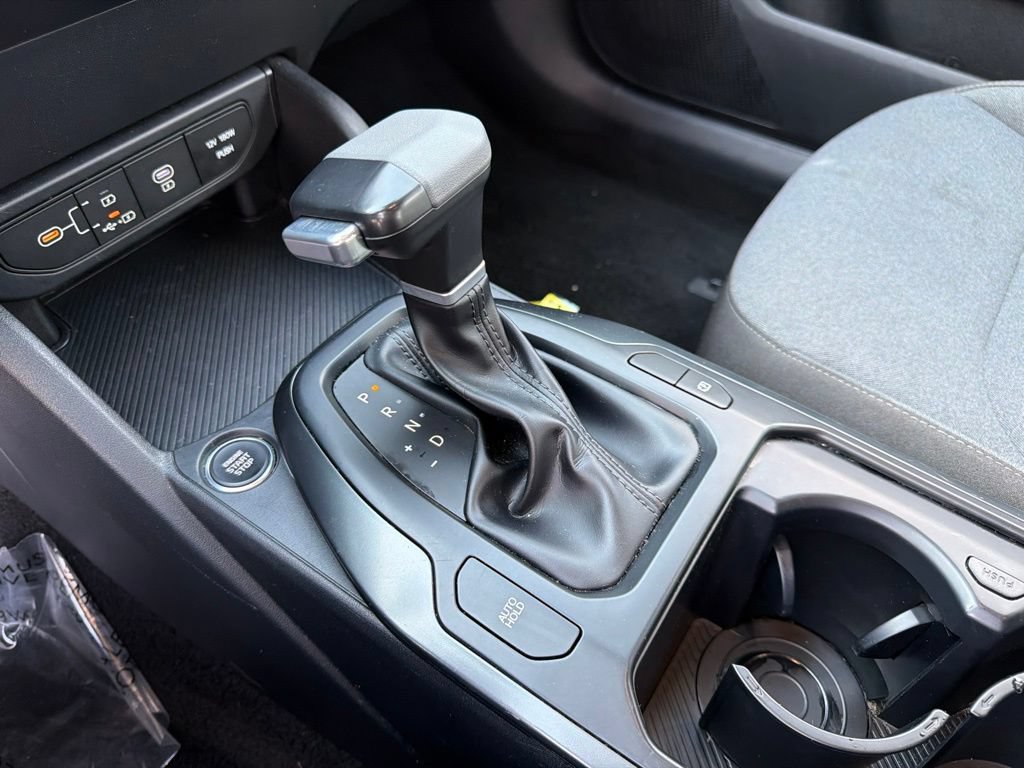 Used 2025 Kia K4 FWD image 24