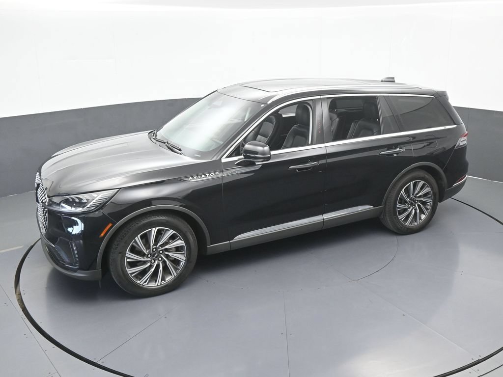 Used 2025 Lincoln Aviator 2WD image 43