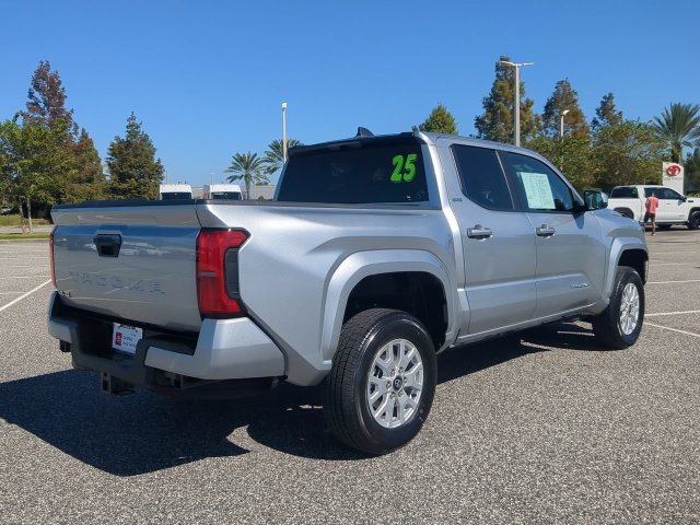 Certified 2025 Toyota Tacoma SR5 AWD/4WD image 4