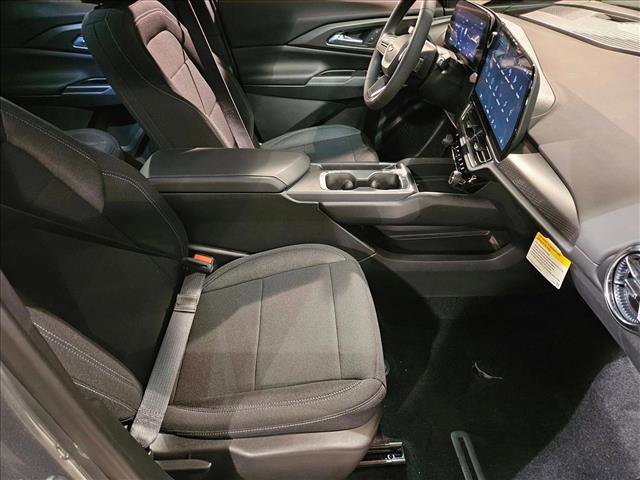 New 2026 Chevrolet Equinox EV LT w/ Midnight Package image 16